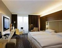 Pullman Berlin Schweizerhof