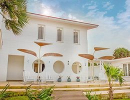 MYSTIQUE CASA PERLA ADULTS ONLY 16+