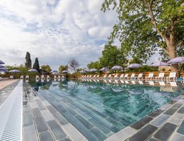 Гранд Отель Россия