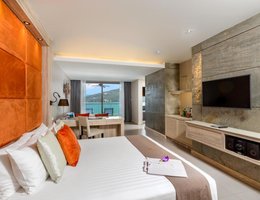 Cape Sienna Gourmet Hotel & Villas