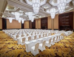 Sheraton Shanghai Waigaoqiao Hotel