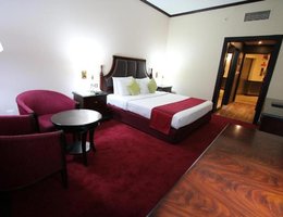 KNIGHT ARMOUR HOTEL (EX. MAYFAIR HOTEL)