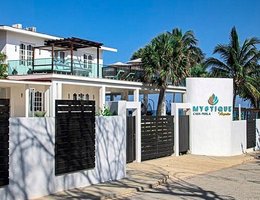 MYSTIQUE CASA PERLA ADULTS ONLY 16+