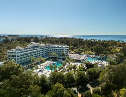 Berry Blue Hotel