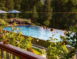 TOM HILL BOUTIQUE RESORT & SPA