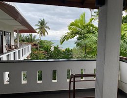 Unawatuna Beach Bungalow