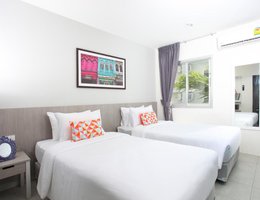 Recenta Suite Phuket Suanluang