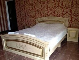 Золотая вилла Бугенвиллия