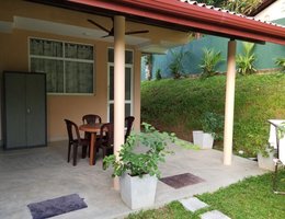 Coral Palm Villa and Apartment