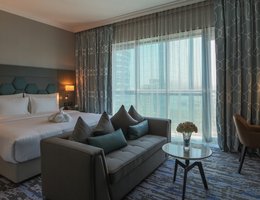 Edge Creekside Hotel