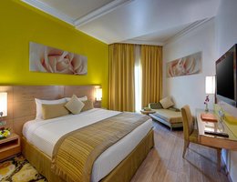 Al Khoory Executive Hotel, Al Wasl