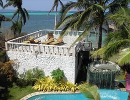 Paradise Bay Beach & Watersport Resort