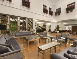 RAMADA HOTEL & SUITES MERTER