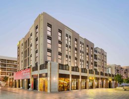 Super 8 by Wyndham Dubai Deira
