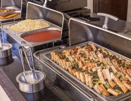 Glamour Resort & Spa