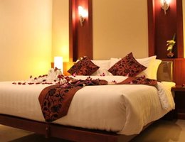 Patong Hemingway's Hotel