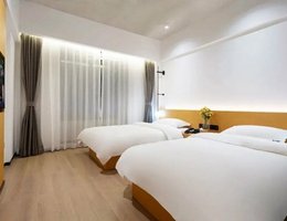 Daisy Inn Sanya Hotel