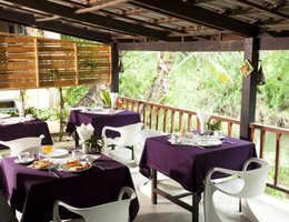 MOTIVE COTTAGE RESORT