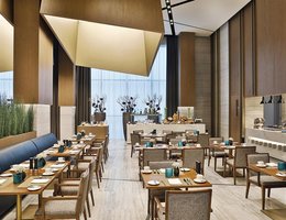 Park Regis Kris Kin Hotel