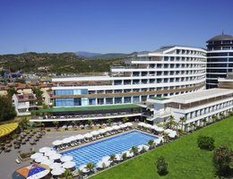 Raymar Resort & Aqua Hotel