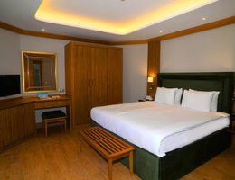 Club & Hotel Letoonia