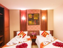 Patong Hemingway's Hotel