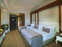 Port Nature Luxury Resort Hotel & Spa