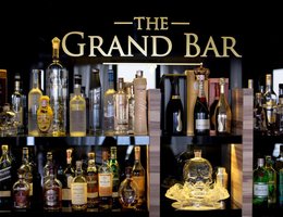 The Ciao Stelio Deluxe Hotel