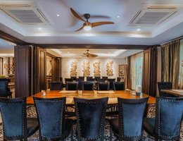 Thang Long Opera Hotel