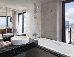 Sandals Island Hotel