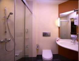 Hotel Ibis Singapore on Bencoolen