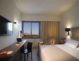 Aquila Atlantis Hotel